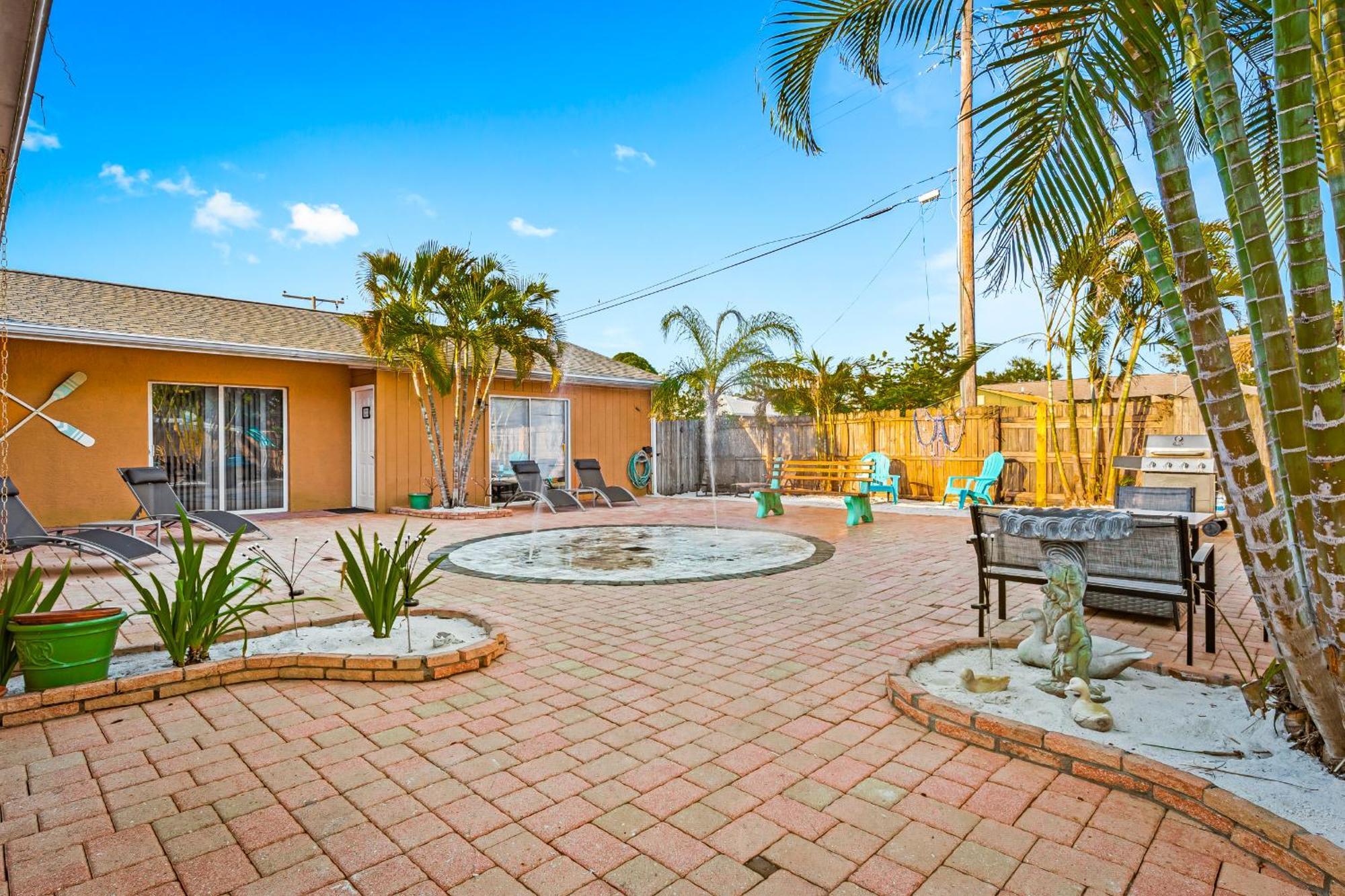Coastal Villa W Amazing Courtyard - Splash Pad! Sarasota Dış mekan fotoğraf