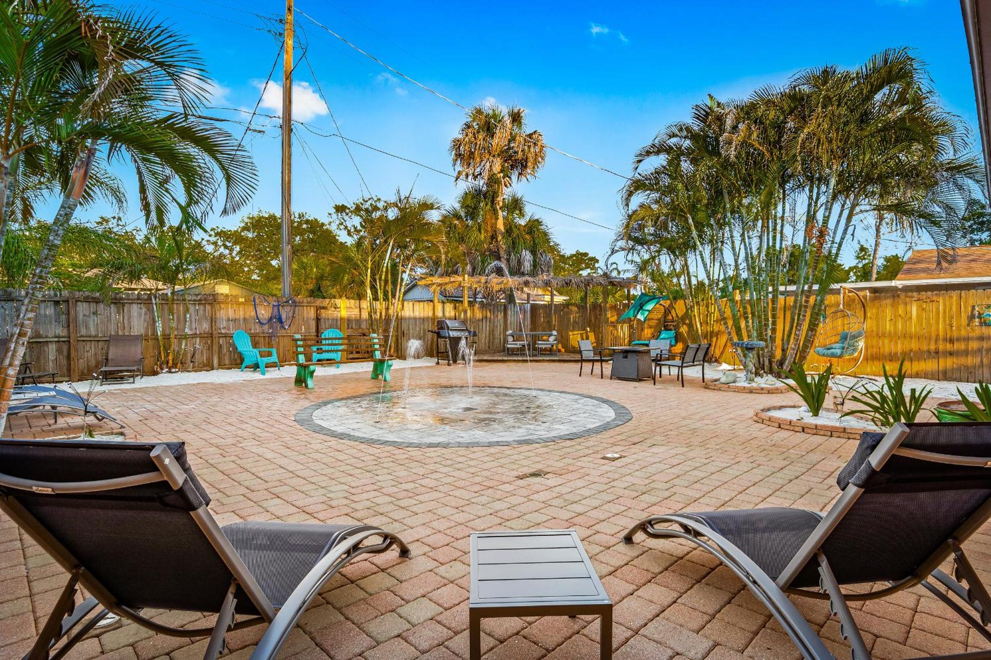 Coastal Villa W Amazing Courtyard - Splash Pad! Sarasota Dış mekan fotoğraf